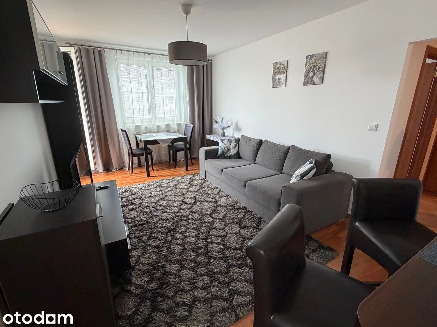 Mieszkanie 42 m², balkon i garaż