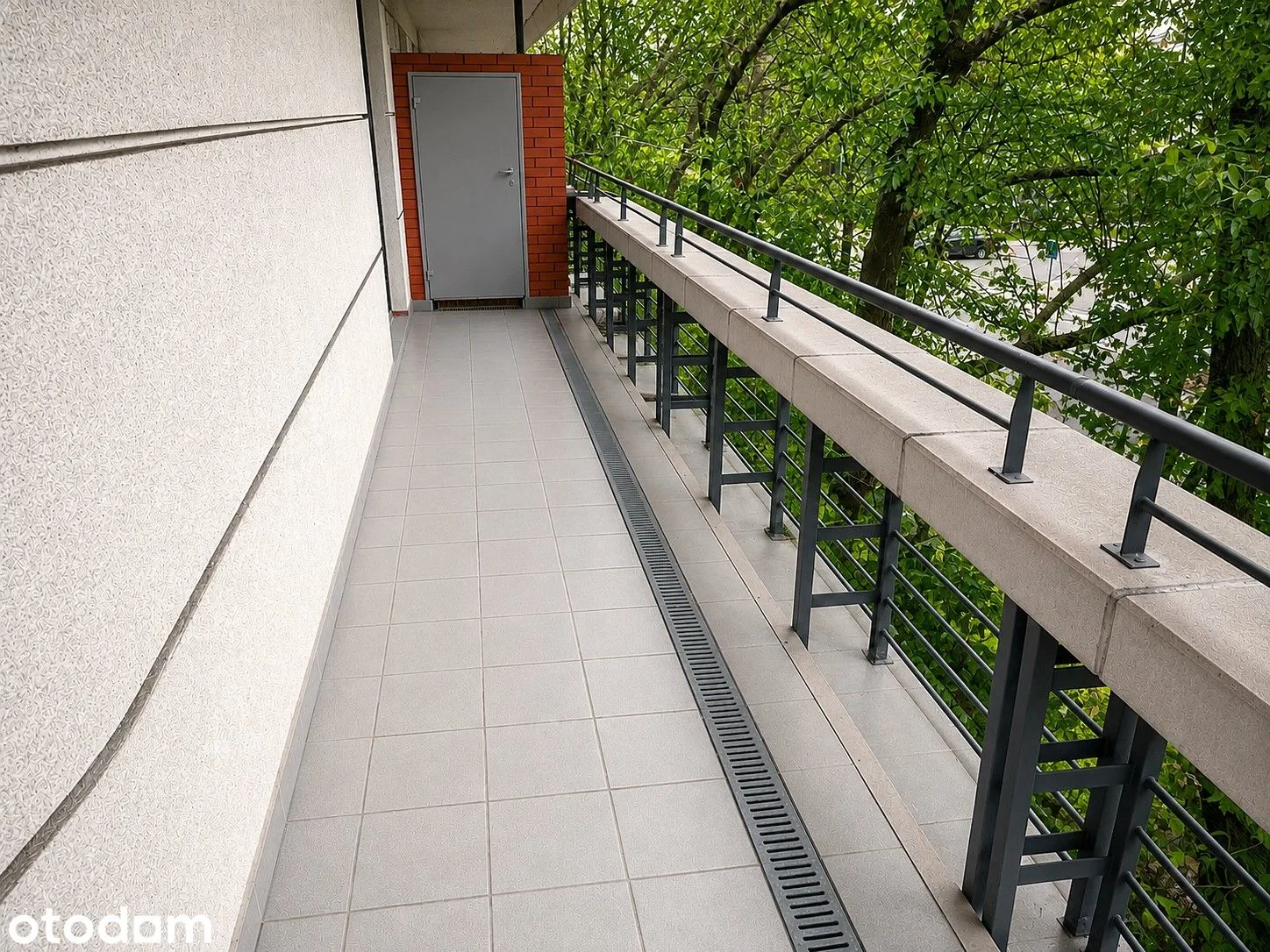balcony