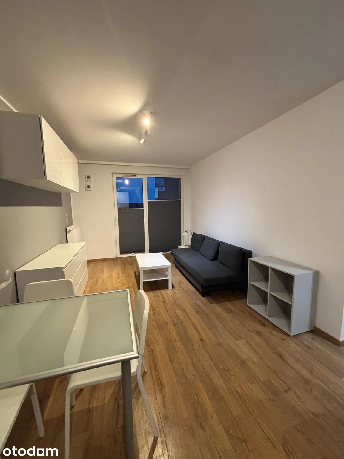 1st floor, balcony, garage