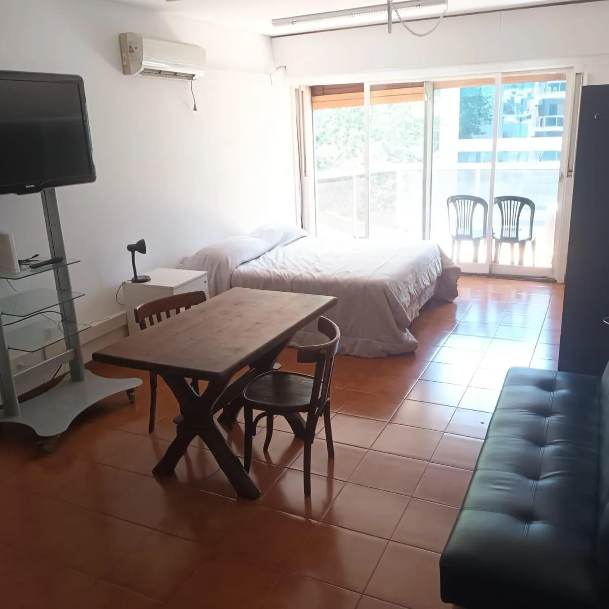 Квартира-студия 36 m² с балконом и мебелью в San Nicolás