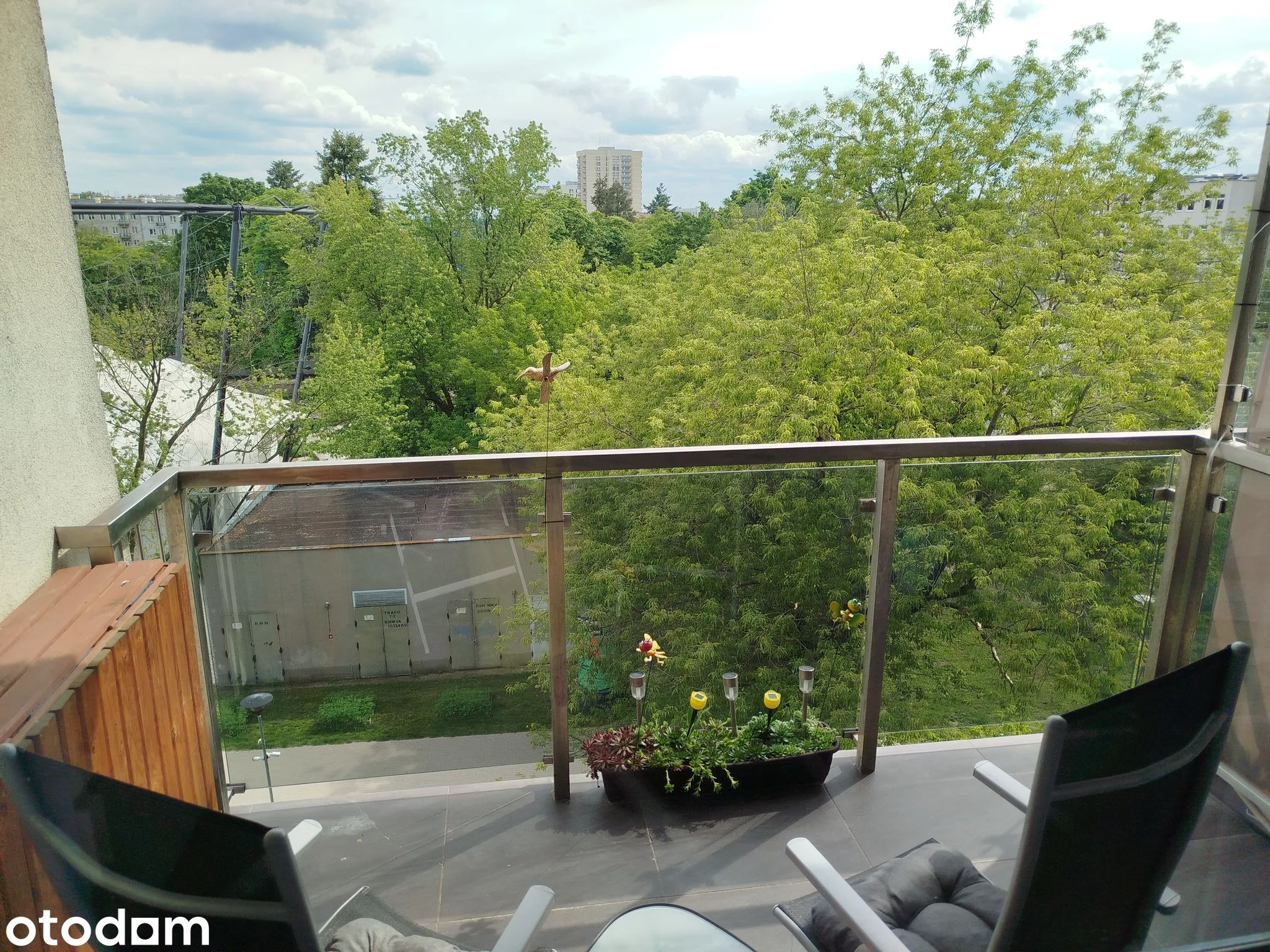 balcony