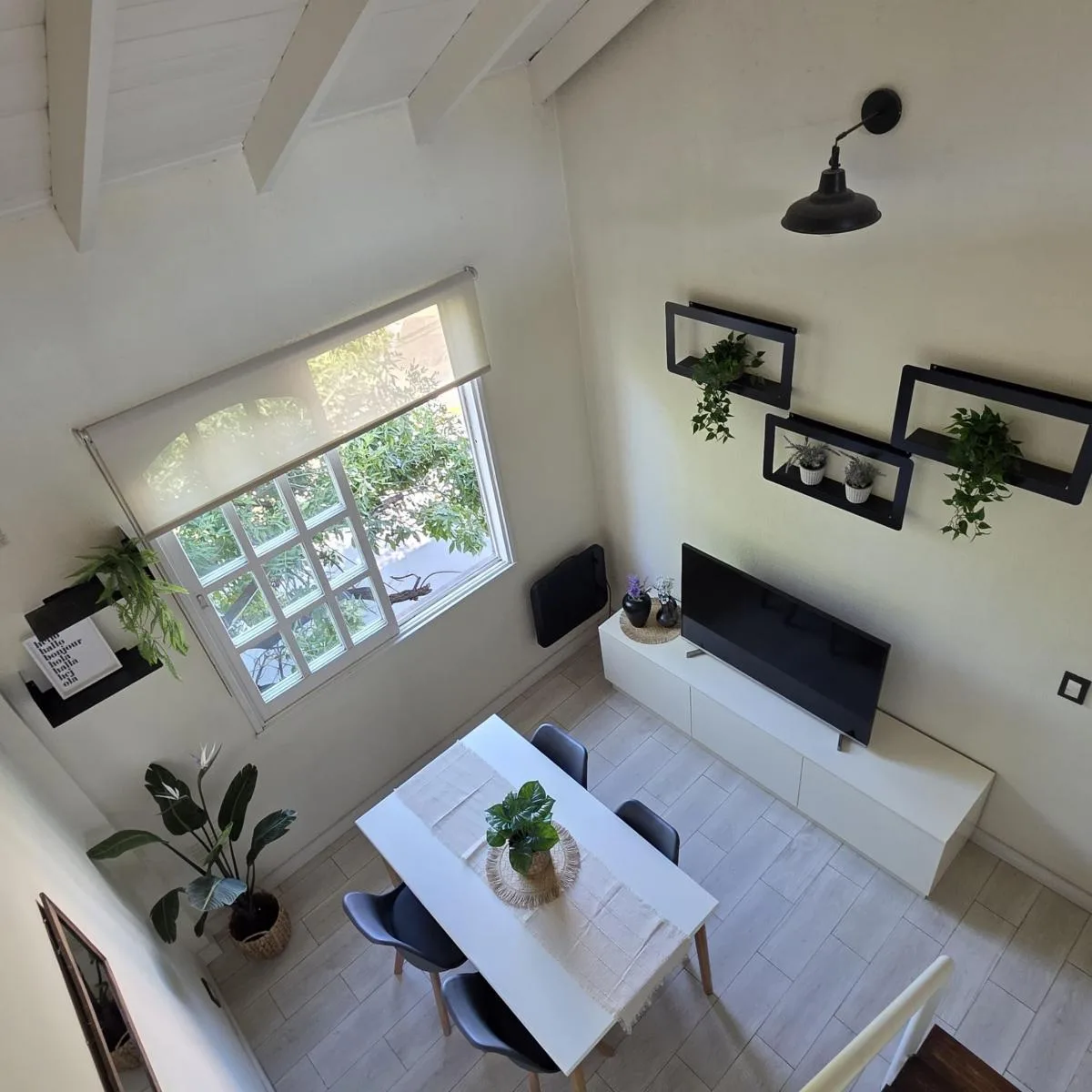 Студия с садом, Villa Ortúzar