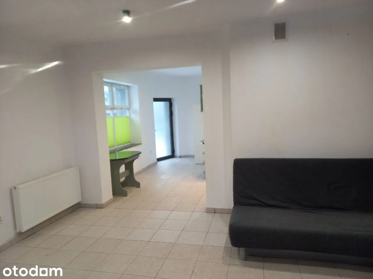 Ground floor, 40 m², 25 m² basement