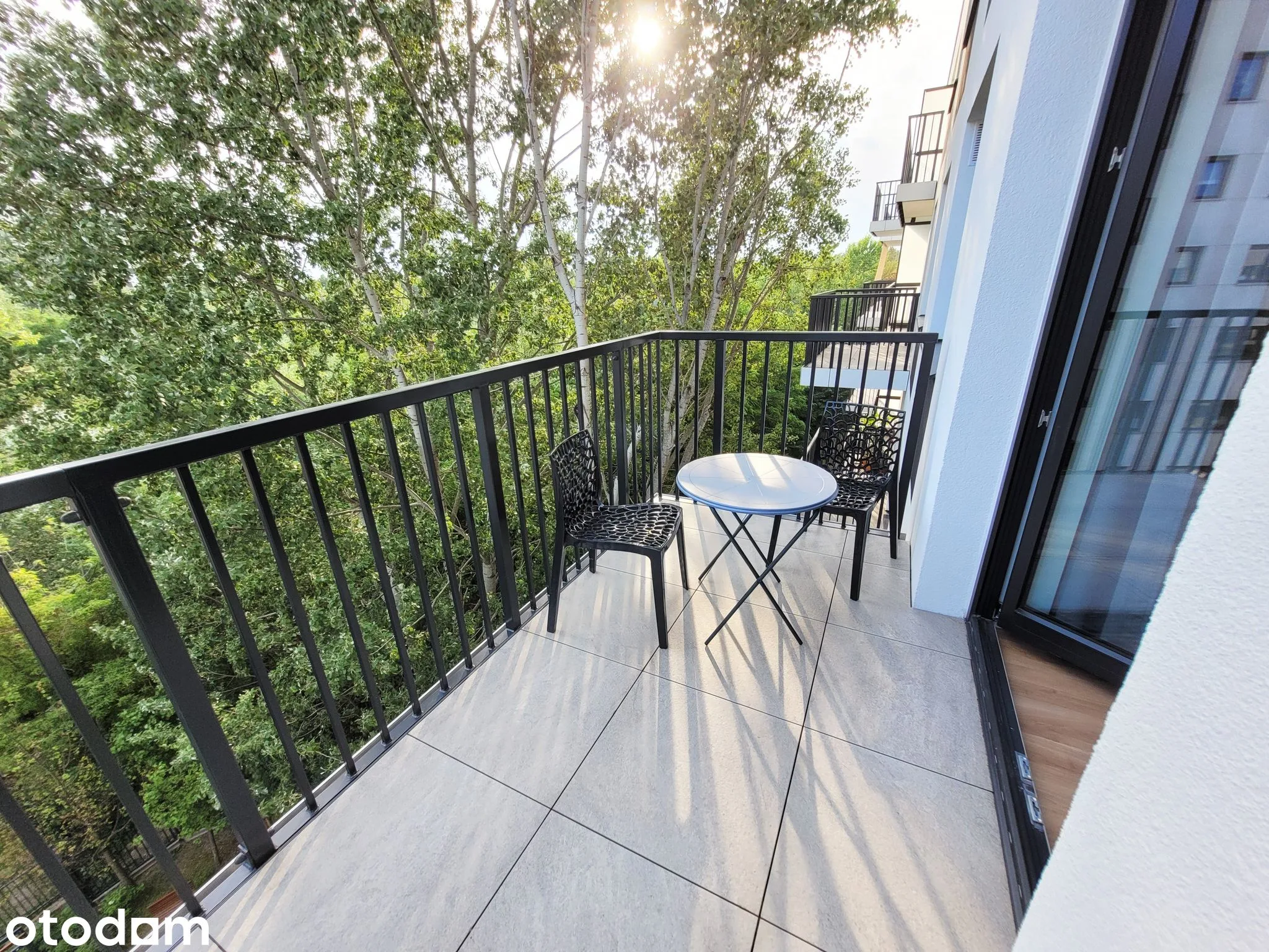 balcony