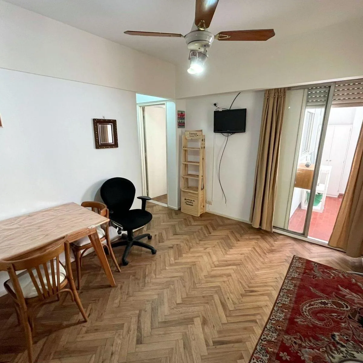 Imóvel: 1 quarto, Núñez
