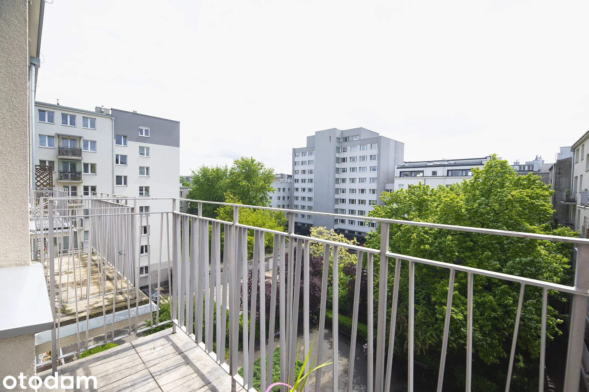 balcony